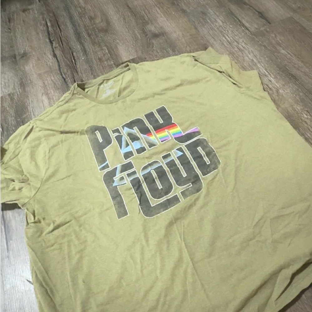 Pink Floyd Graphic T-Shirt - Green